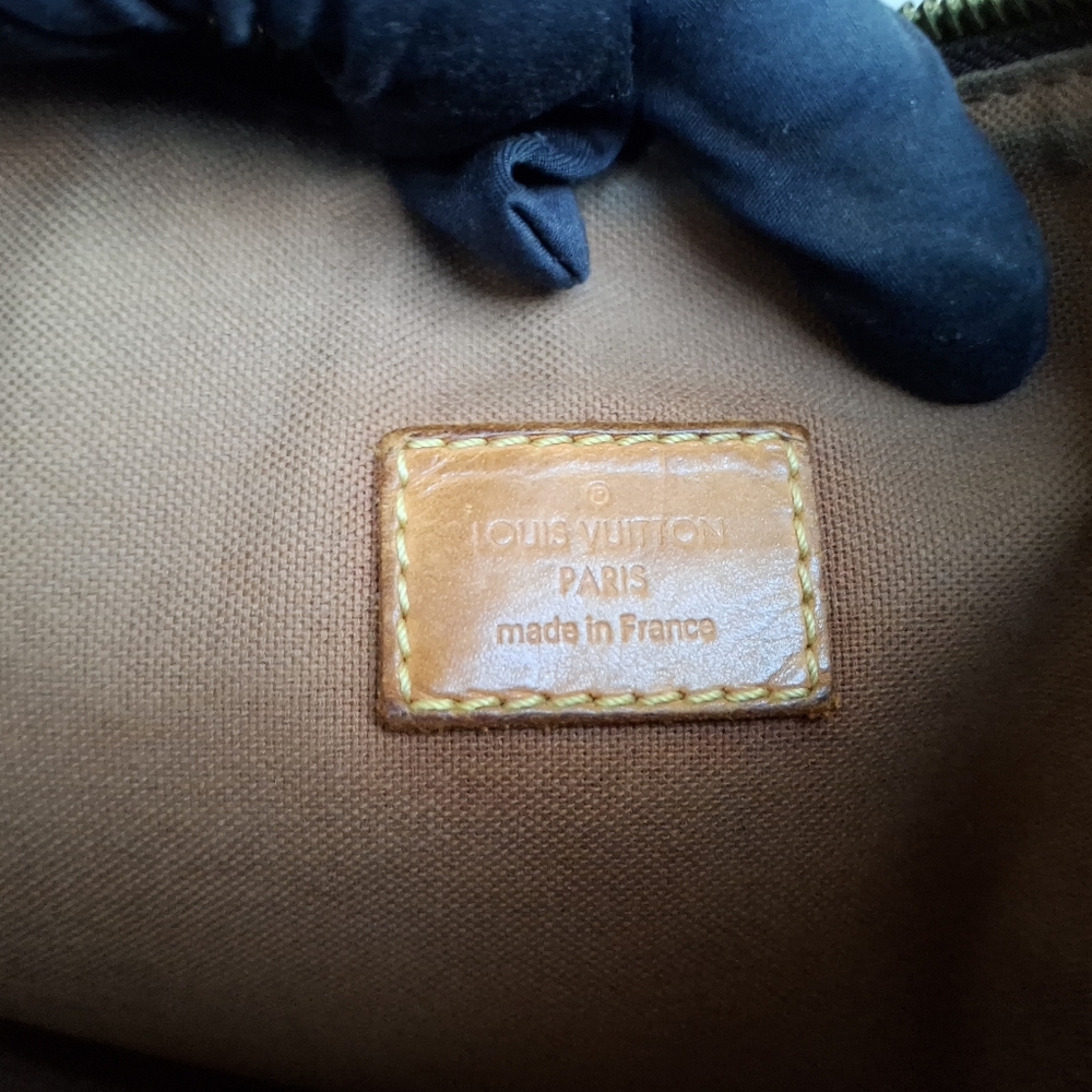 Louis Vuitton Bosphore Brown Crossbody Monogram Signature Bag - Picture 7 of 8